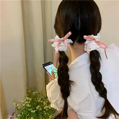 不期而至
